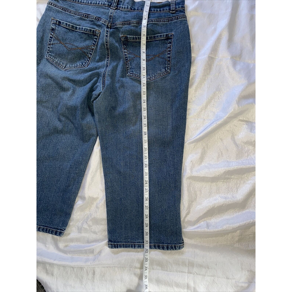 Sonoma Woman's Cropped Pants -size 14- Woman's Summer pants.- Woman"s Jeans - Picture 7 of 7